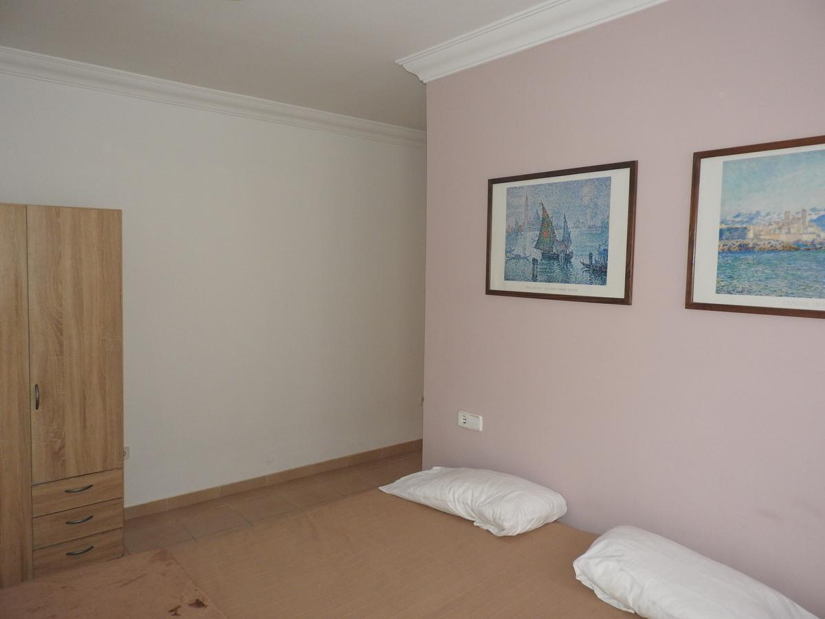 Apartamentos Borba กรานาดิลญา เด อาโบนา ภายนอก รูปภาพ