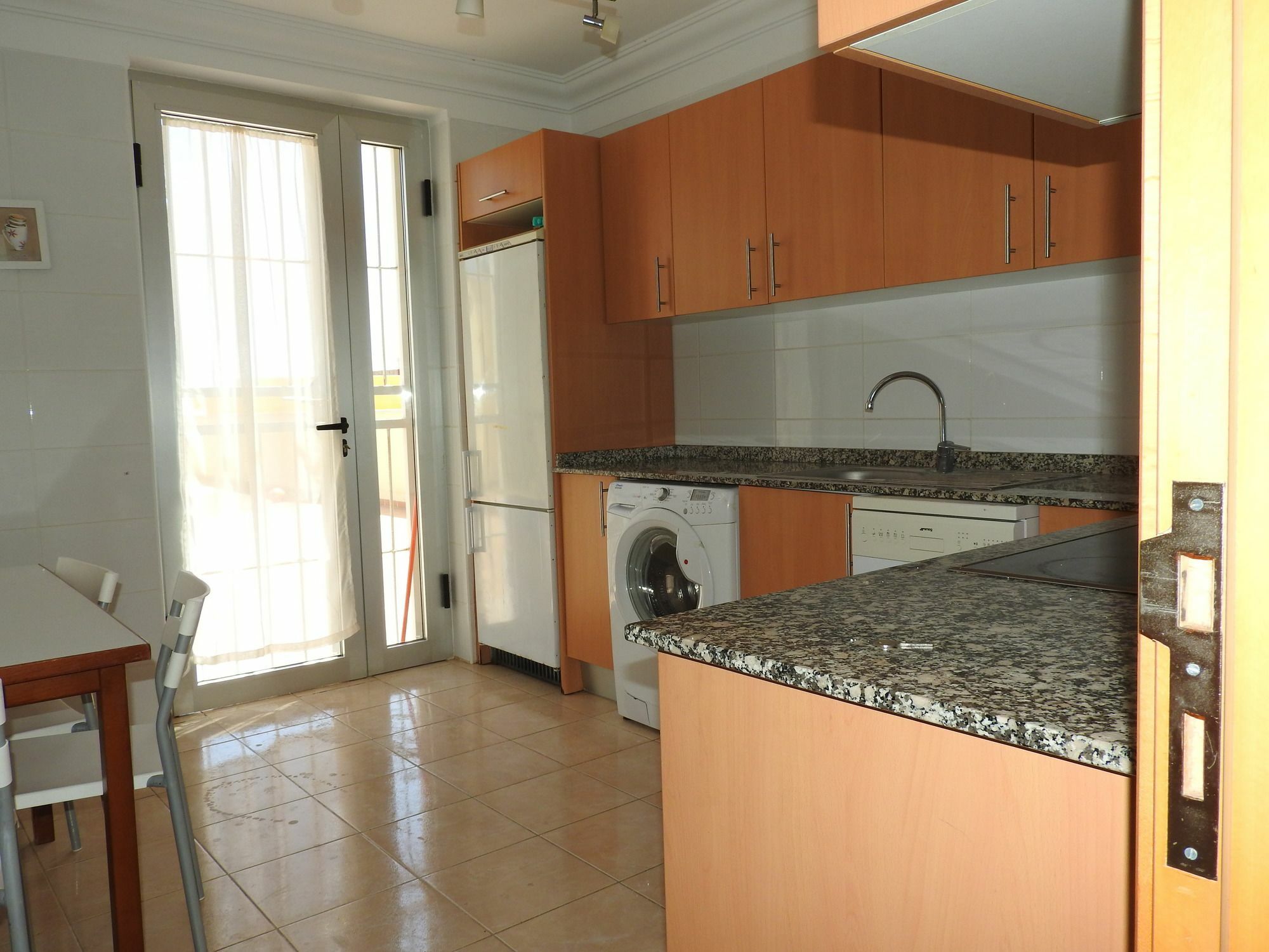 Apartamentos Borba กรานาดิลญา เด อาโบนา ภายนอก รูปภาพ