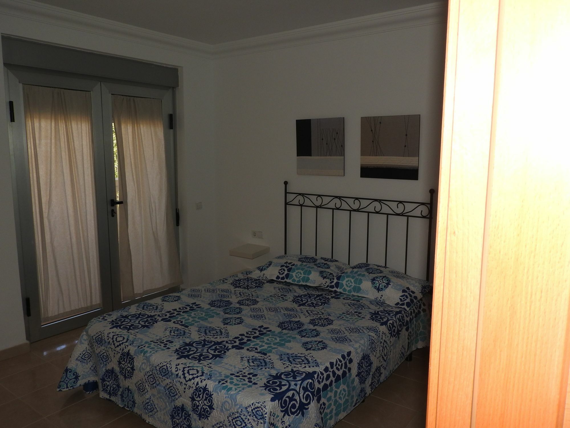 Apartamentos Borba กรานาดิลญา เด อาโบนา ภายนอก รูปภาพ
